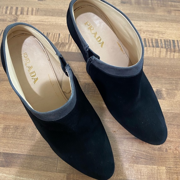 Beautiful Prada Suede Booties Great Condition - Picture 2 of 6